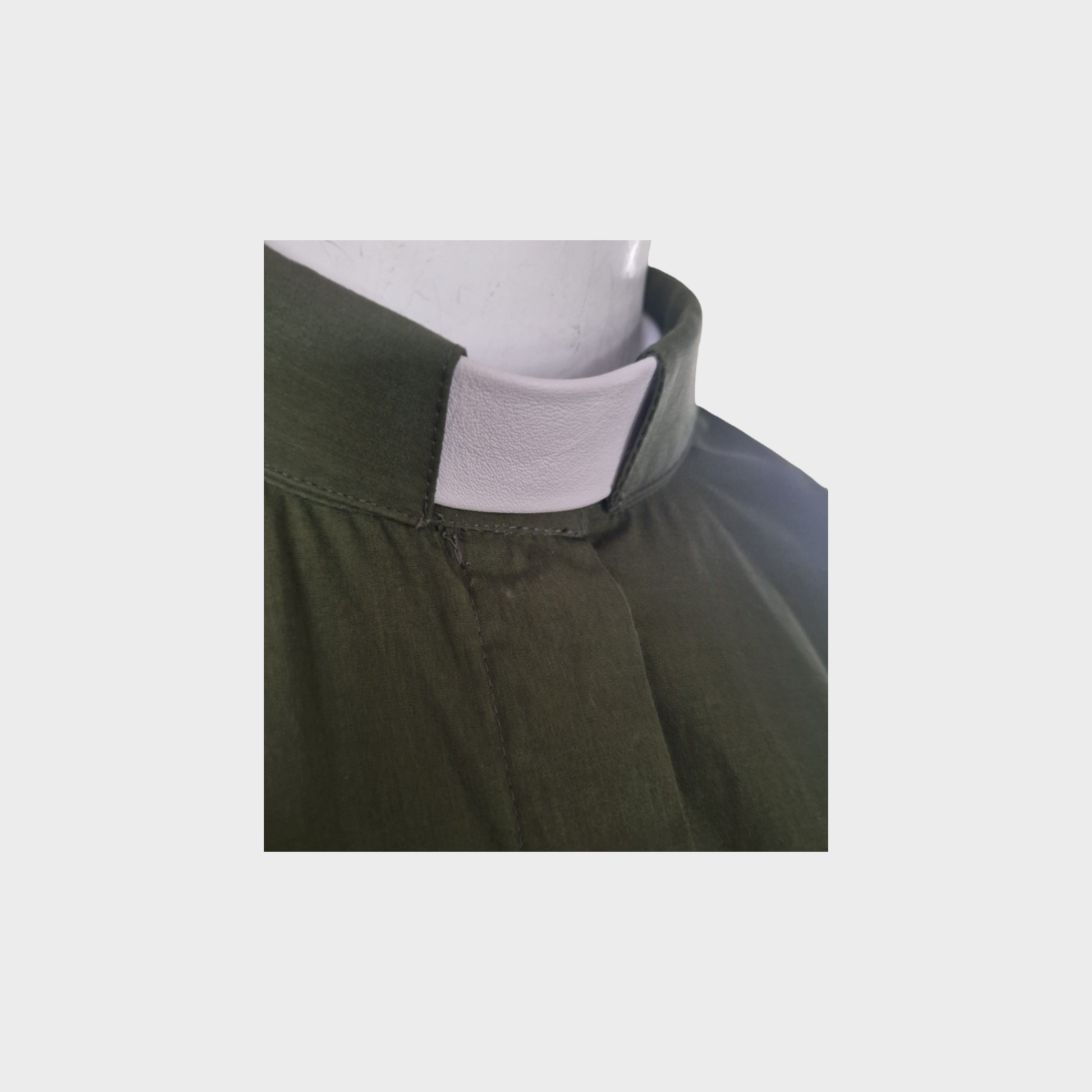 Instickskrage i skinn