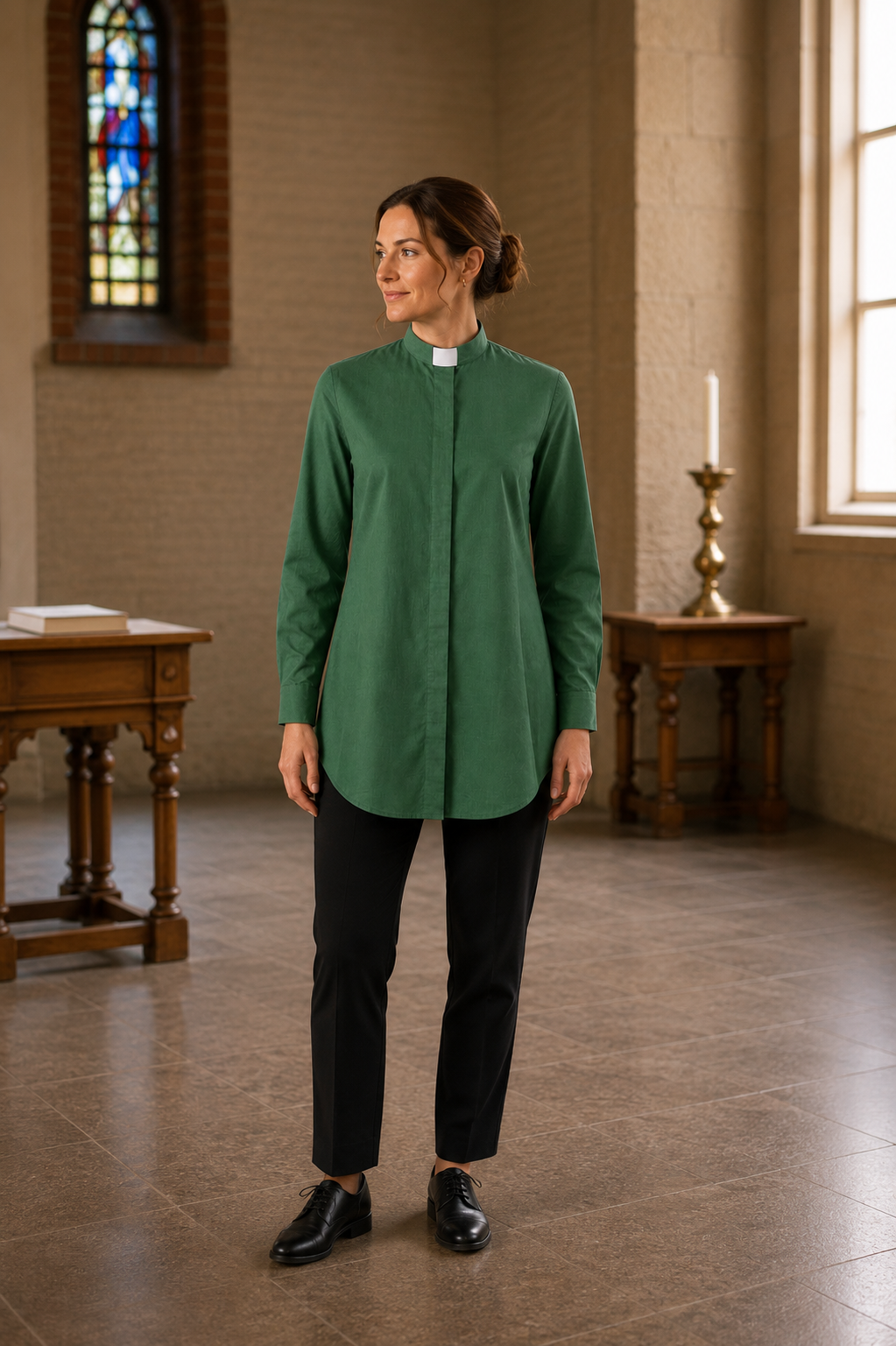 ProudDeacon-A woman linne