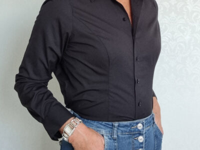 ProudClassic svart blus